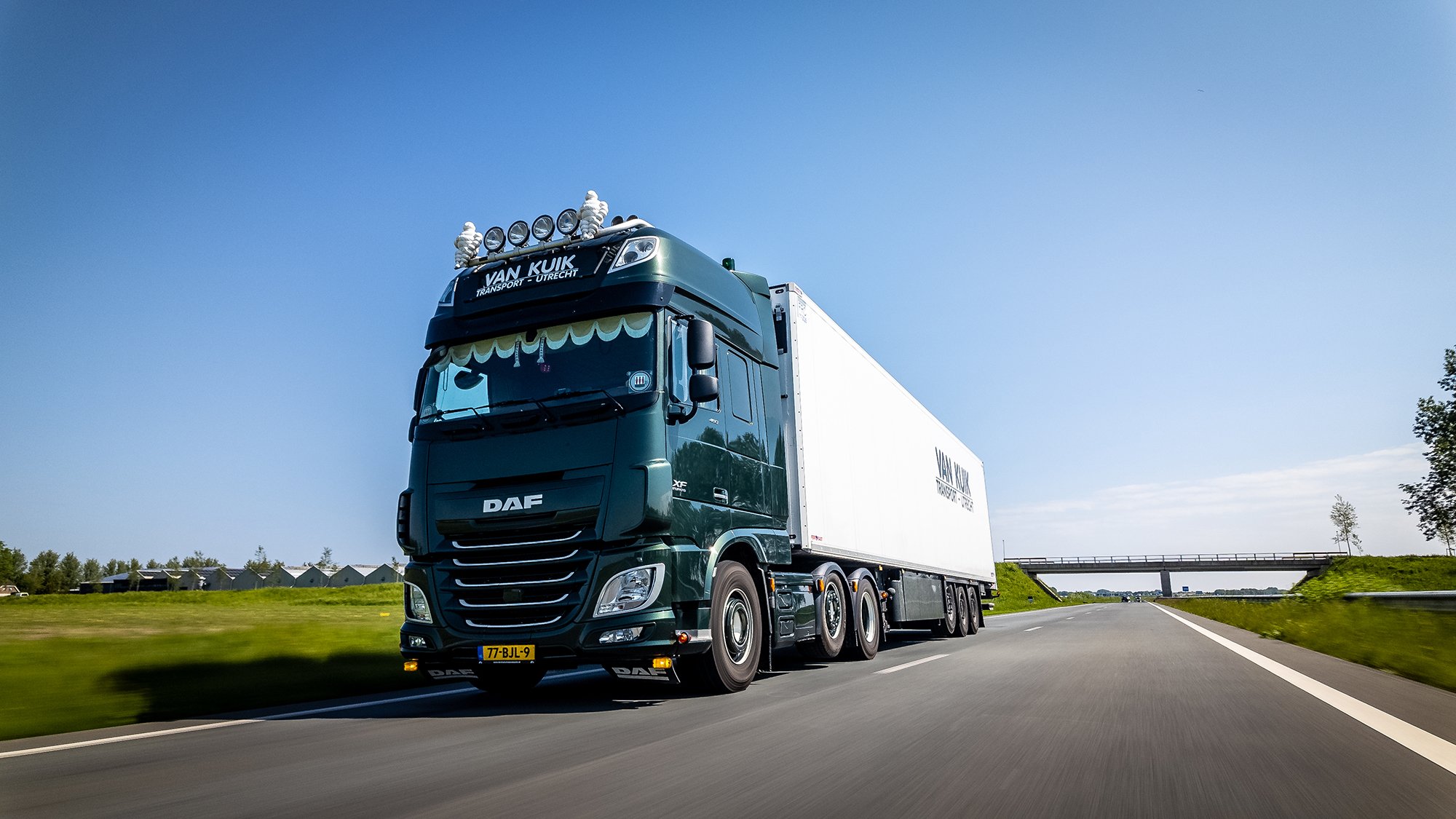 Van Kuik Transport op de weg_FINAL_2